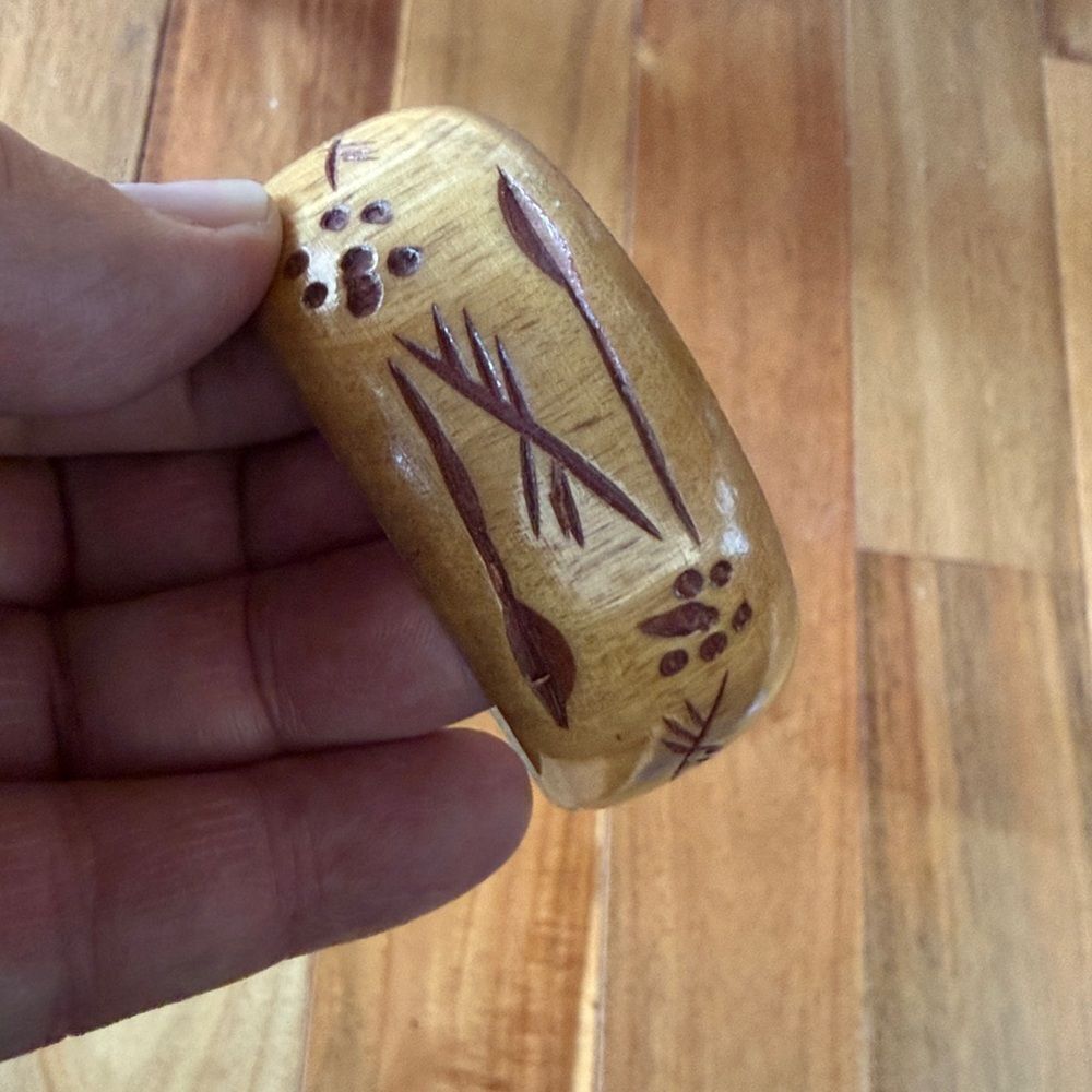 Vintage carved wooden bracelet